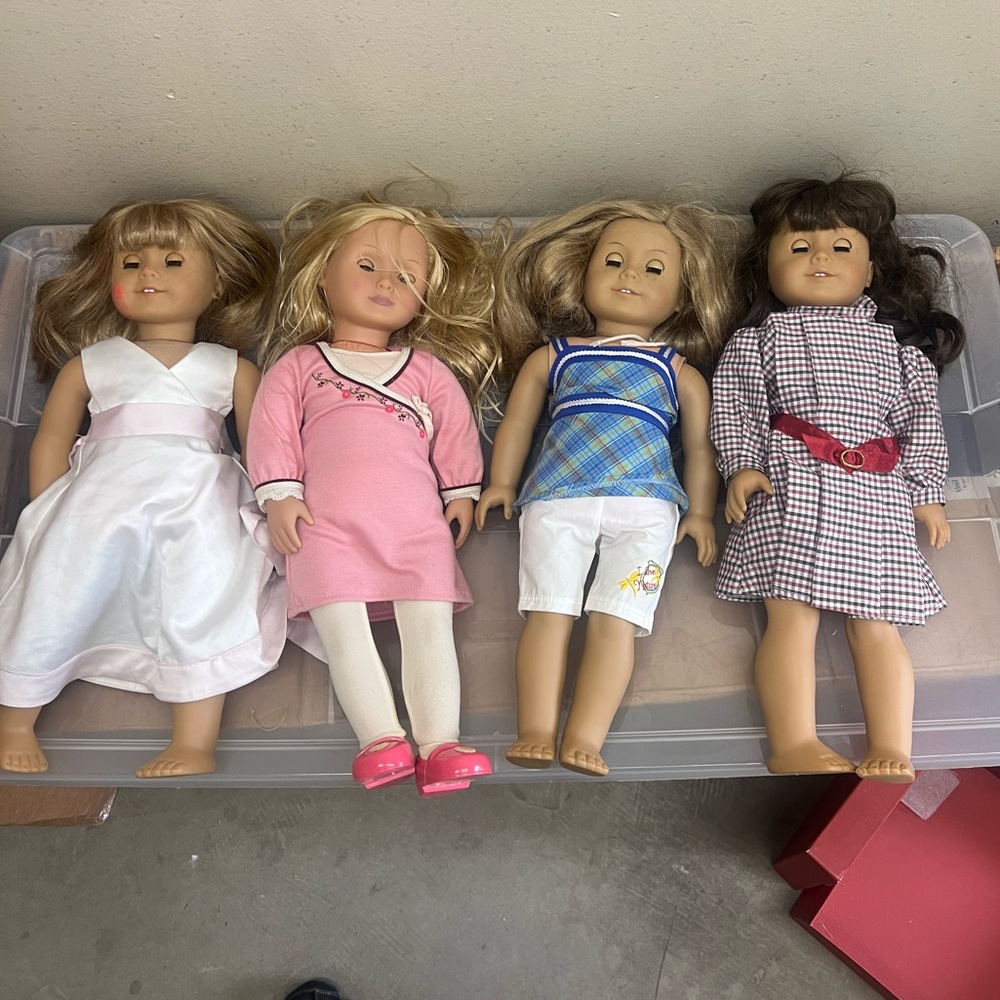 American girl dolls and accessories
